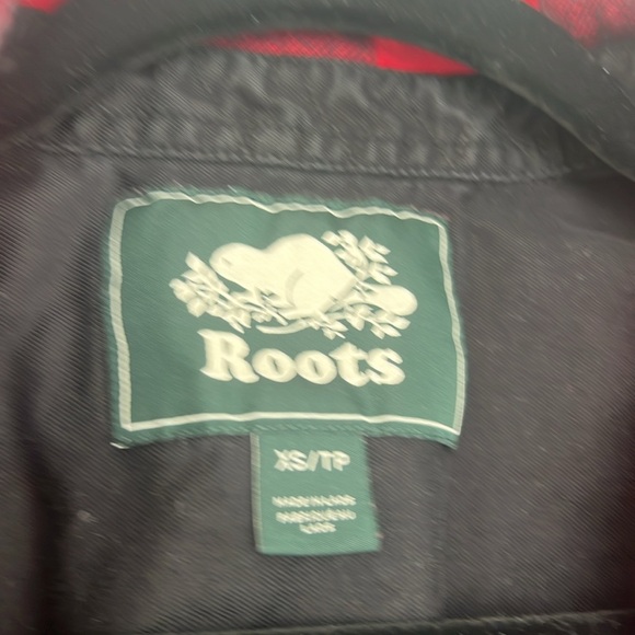 Roots Flannel - Picture 2 of 5